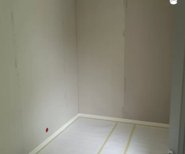 29577576-JibGW-scaled