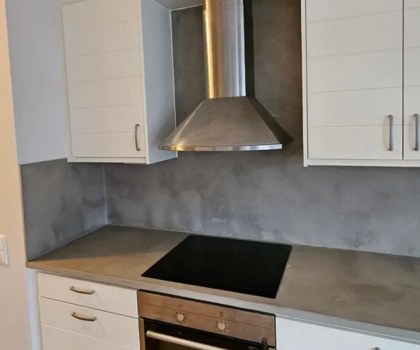 Screenshot_20240424_220614_Photos-1-e1714987953803