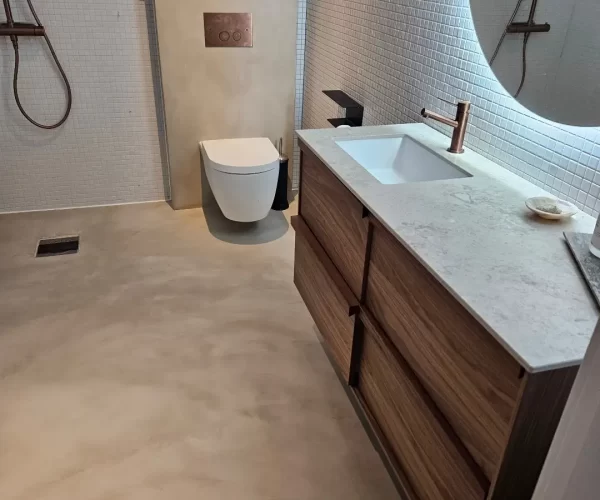 Screenshot_20240424_220820_Photos-2